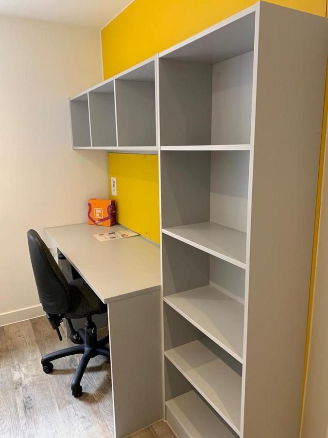 For Students Only Ensuite Bedrooms With Shared Kitchen At Cathedral Point In Winchester Exteriör bild