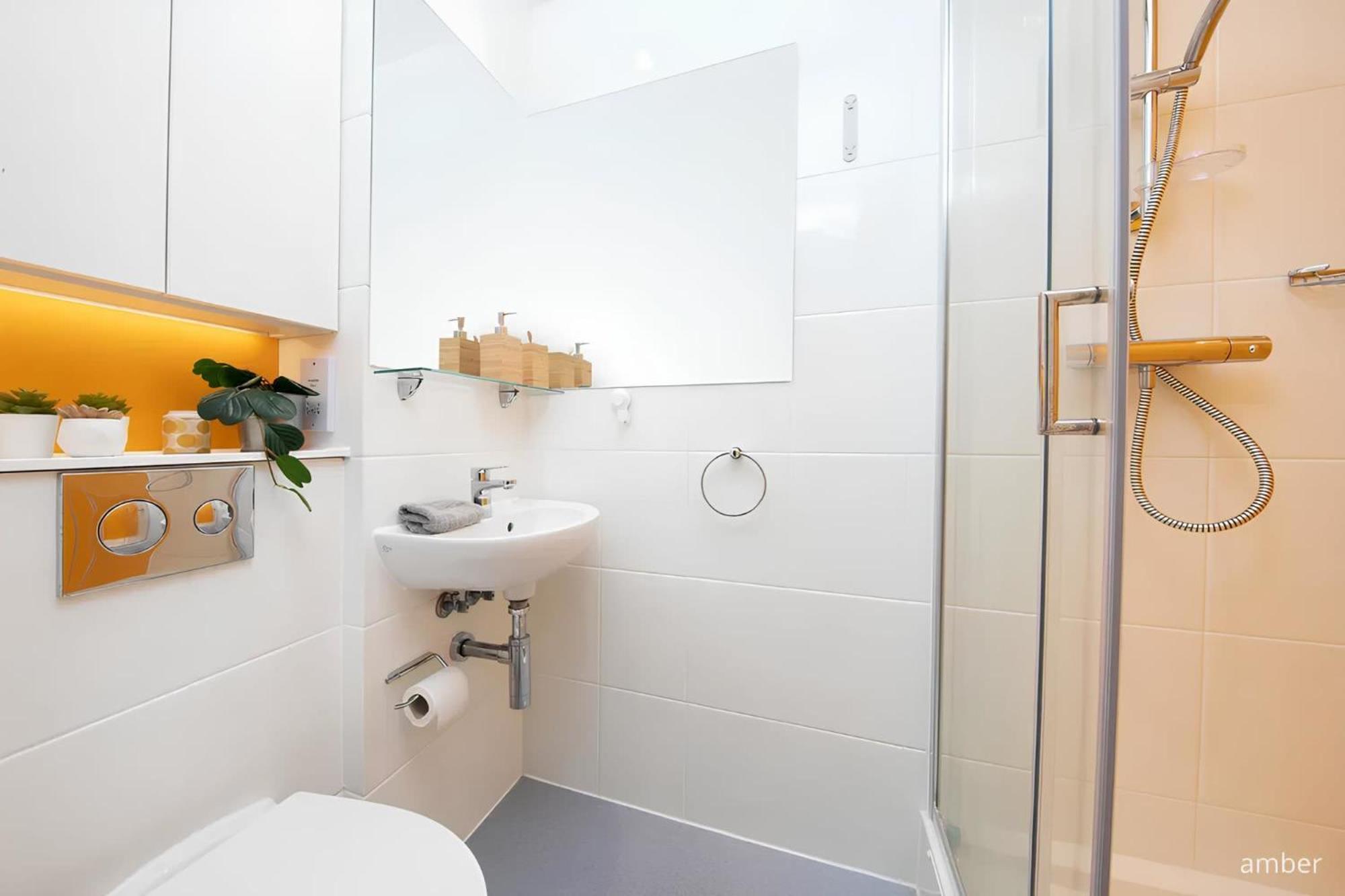 For Students Only Ensuite Bedrooms With Shared Kitchen At Cathedral Point In Winchester Exteriör bild