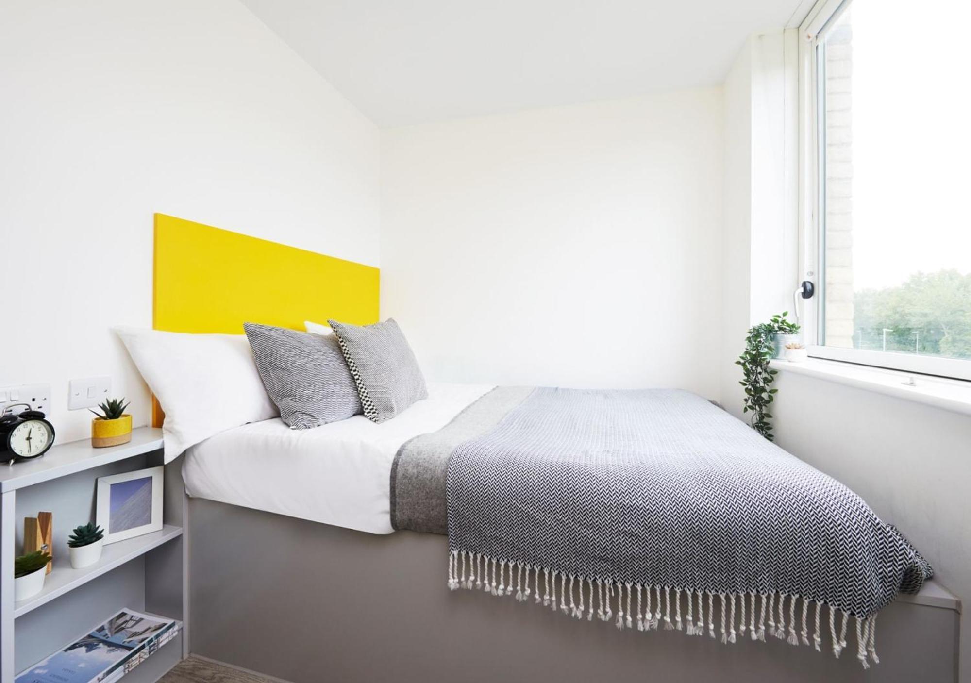 For Students Only Ensuite Bedrooms With Shared Kitchen At Cathedral Point In Winchester Exteriör bild